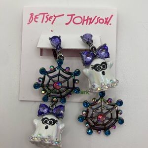 BETSEY JOHNSON Halloween Mismatched Glow in Dark Ghosts Spiderwebs Earrings NWT